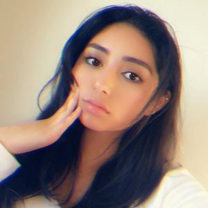 Meet your Posher, Alondra